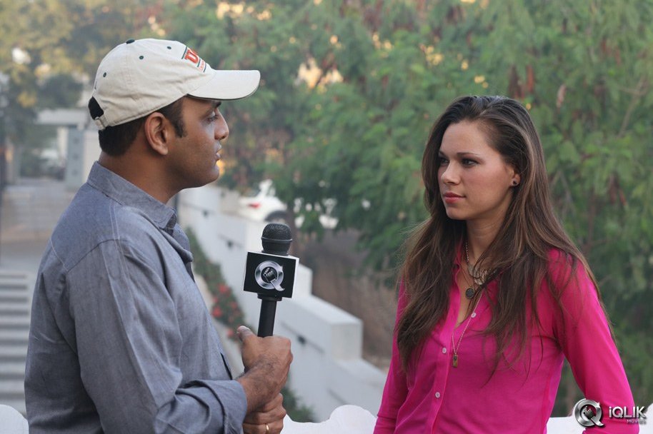 Christine-Miller-Interview-About-Rendu-Rellu-Naluge-Movie